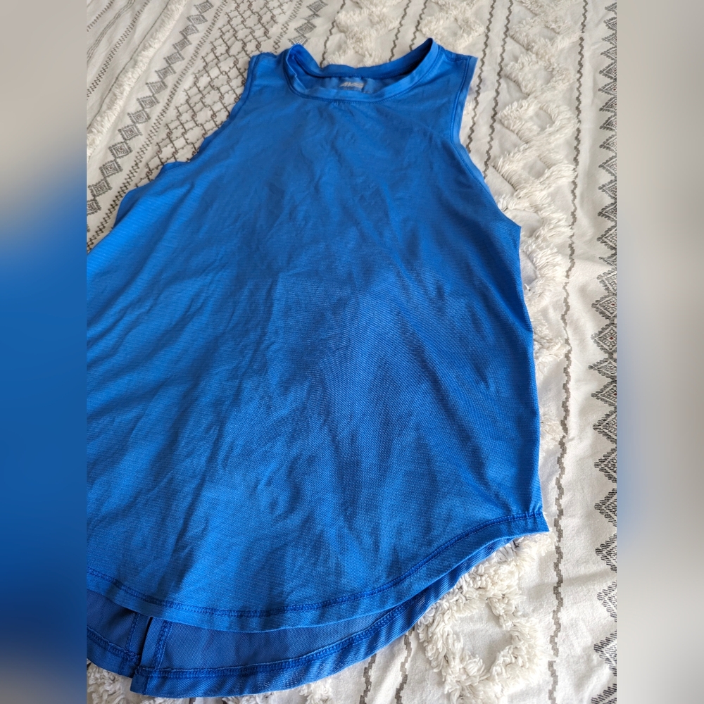 Avia Tank Top - Picture 2 of 8